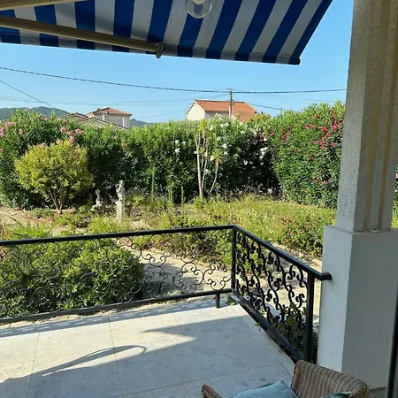 Echauguette, Et Toilette Privee Maison Partagee Avec La Proprietaire * Six-Fours-les-Plages